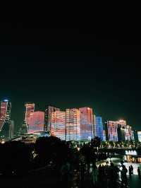 ชมโชว์แสงสีริมแม่น้ำ Qiantang