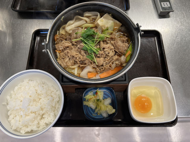 🍚 Post-Castle Comfort – Quick & Tasty Stop at Yoshinoya Nihonmatsu