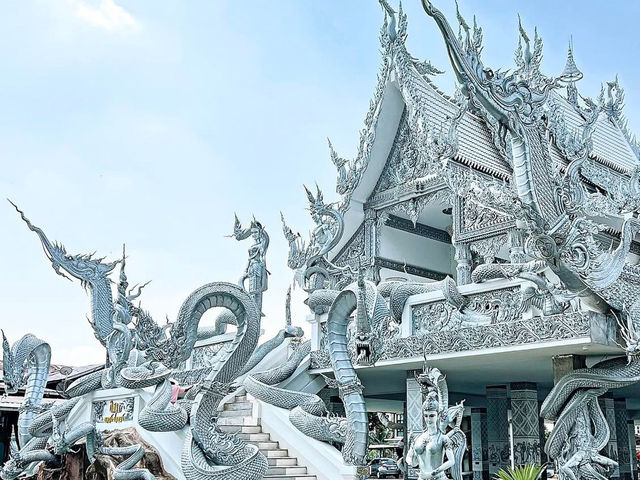 บ้านด่าน วิหารหลวงพ่อทอง