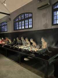 ｜越南｜河內火爐監獄（Hoa Lo Prison）-鐵窗下的歷史印記