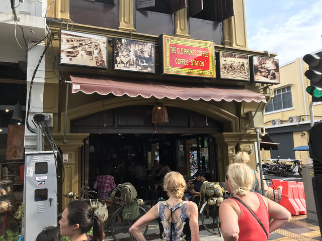 ☕ The Old Phuket Coffee “Coffee Station” – A Charming Brew Stop in Old Town