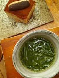 ร้านกาแฟดอกไม้ในเขาหลัก