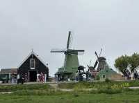 My Easter Holiday Trip to Zaanse Schans Windmill Village, Netherlands! 🇳🇱🌷