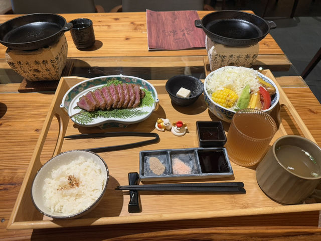 高雄青年路上（萩椛燒肉）沒有預約.吃不到的美食餐廳