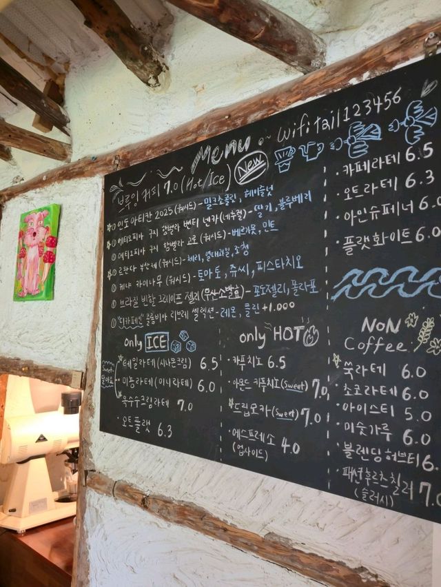 고성 감성카페 빈티지한 감성이 좋은 테일 카페 