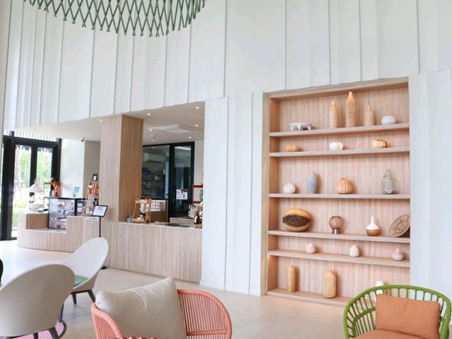Mercure Rayong Lomtalay Villas & Resort