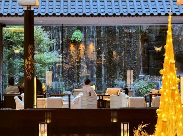 호텔 가조엔 도쿄(ホテル雅叙園東京) New American Grill “KANADE TERRACE”