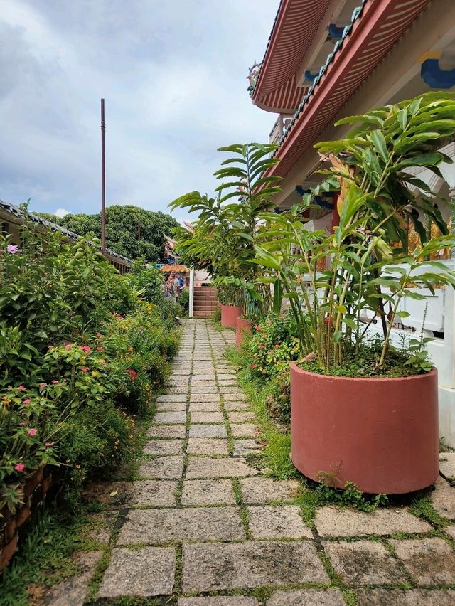 A Must-Visit Temple with Breathtaking Views in Penang