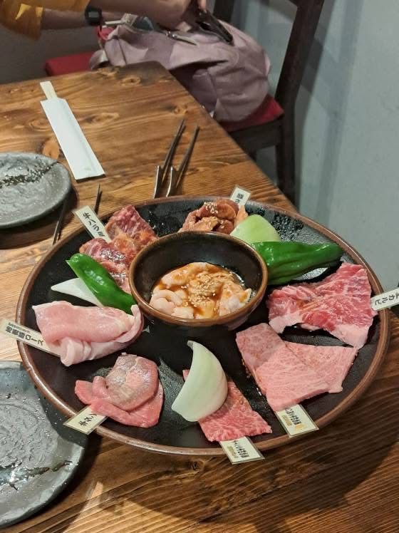 富良野🇯🇵 評分4.5的燒肉店～Marumasu(まるます)