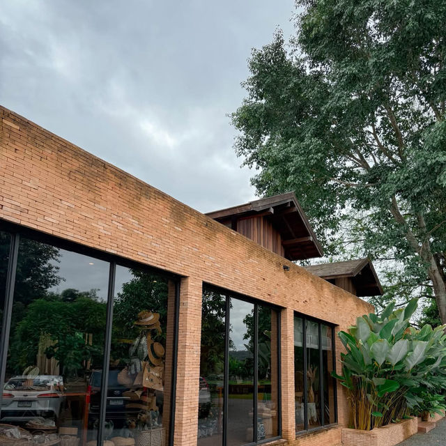  Wiang Neua Cafe & Restaurant 