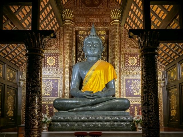 Wat Chedi Luang: Ancient Majesty in the Heart of Chiang Mai