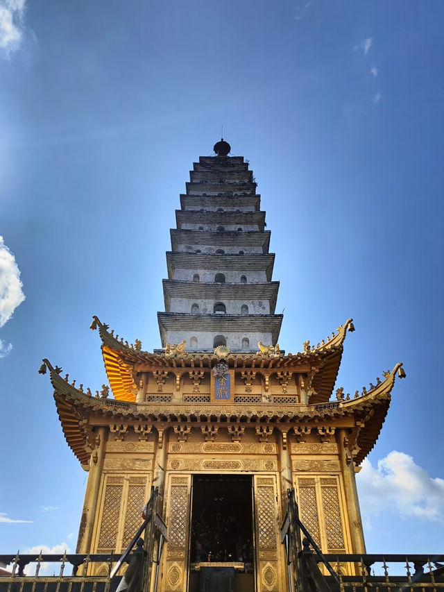 Dali｜Jizu Mountain & Jinding Temple ⛰️