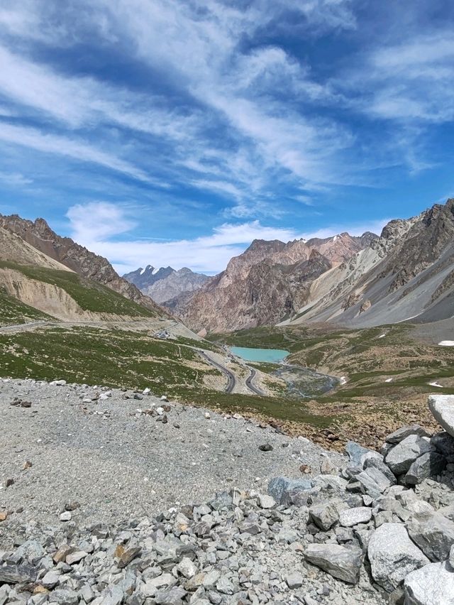 Snow Crown Tianshan: A Tour of Free Photo Spots