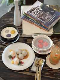 Lunaray Hatyai, Thai Dessert Cafe with a Creative Twist