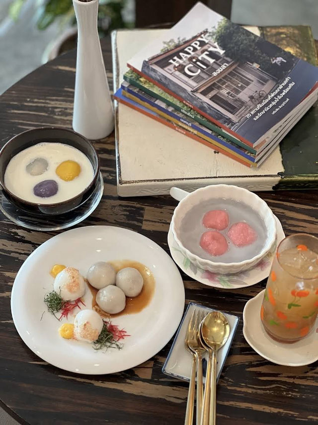 Lunaray Hatyai, Thai Dessert Cafe with a Creative Twist