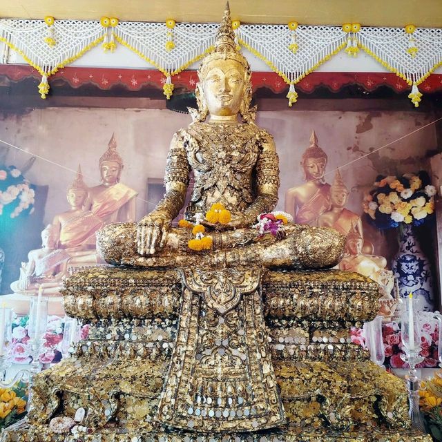 พระพุทธมหาจักรพรรดิ หลวงพ่อสมปราถนา วิหาร๔๐๐ปี