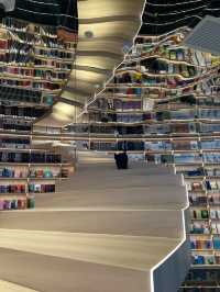 Shanghai’s most surreal bookstore 📚✨