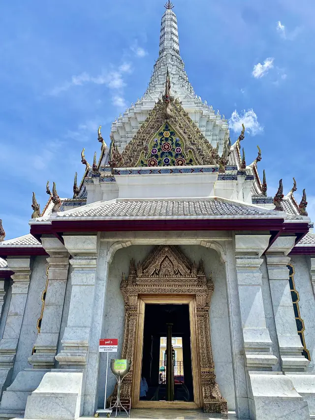 參拜曼谷市柱神廟 2025