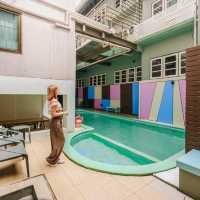 "The Cove" ที่พักติดทะเลบางแสนในราคาหลักร้อย