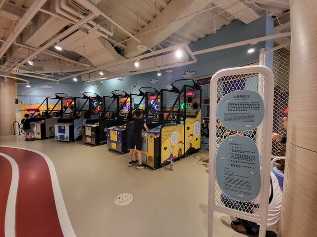 萌力全開的棒球時光——桃園名人堂花園酒店「史努比棒球館」