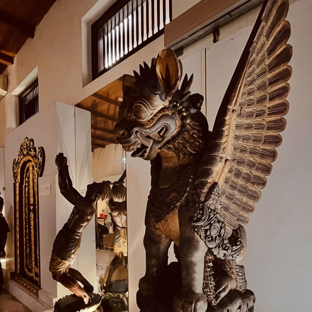 🏛️ Museum Sonobudoyo: A Deep Dive into Javanese Heritage – Solo Traveler’s Guide