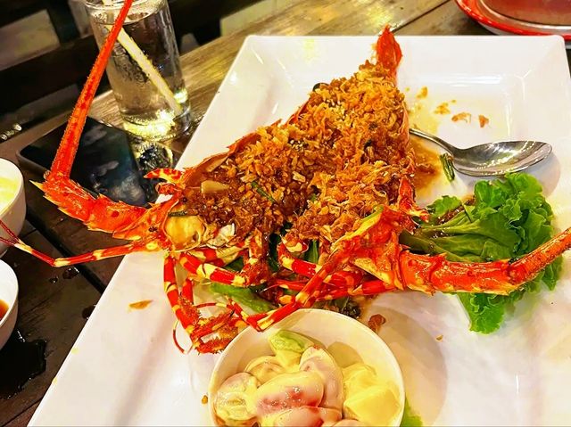 Pupen Seafood Pattaya – Classic Thai Seafood Experience