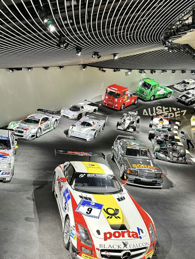 Mercedes-Benz Museum – A Journey Through Automotive History in Stuttgart