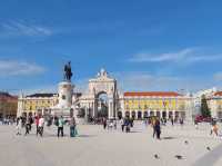 Vibrant Culture and Scenic Charm in Lisboa