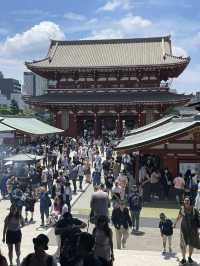 ไปไหว้พระที่วัด Sensoji Asakusa กันค่ะ 🙏🏻🇯🇵