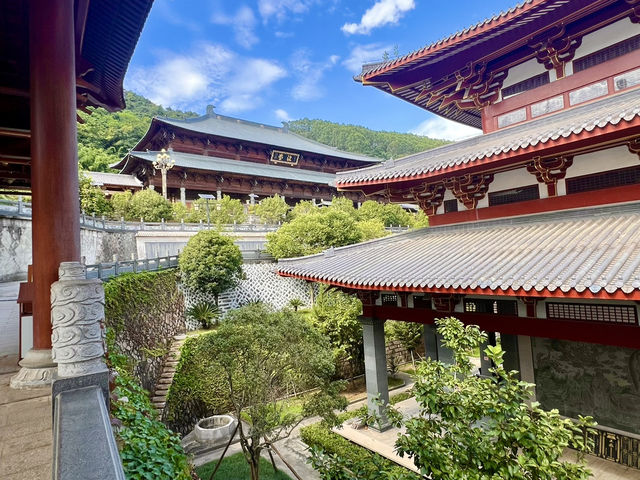 Qishan Wanfo Temple Fuzhou  