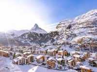 Snowy Village Magic✨
