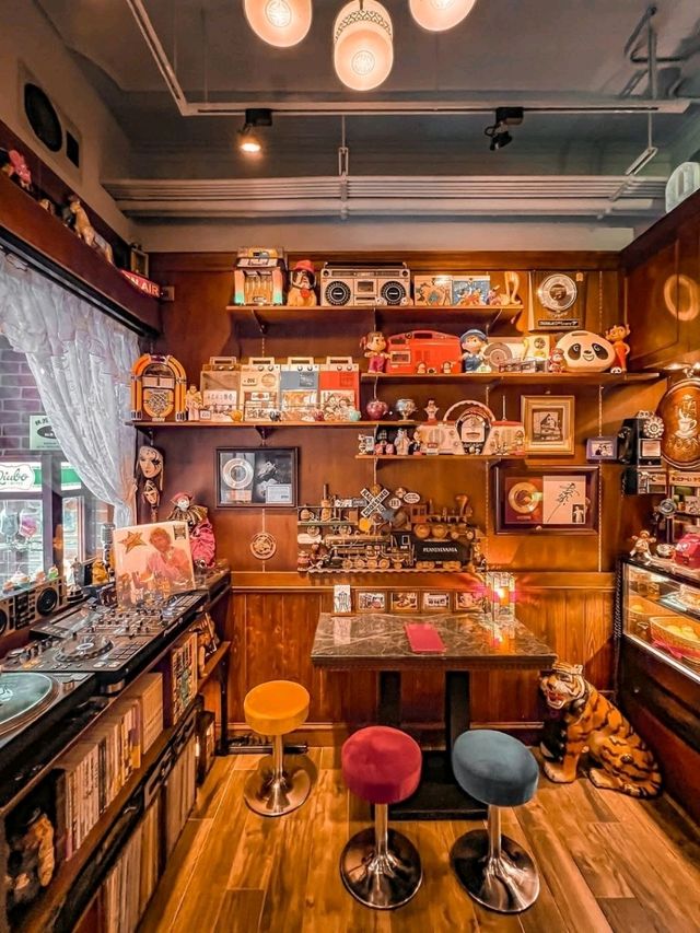 Akinami Famous Coffee