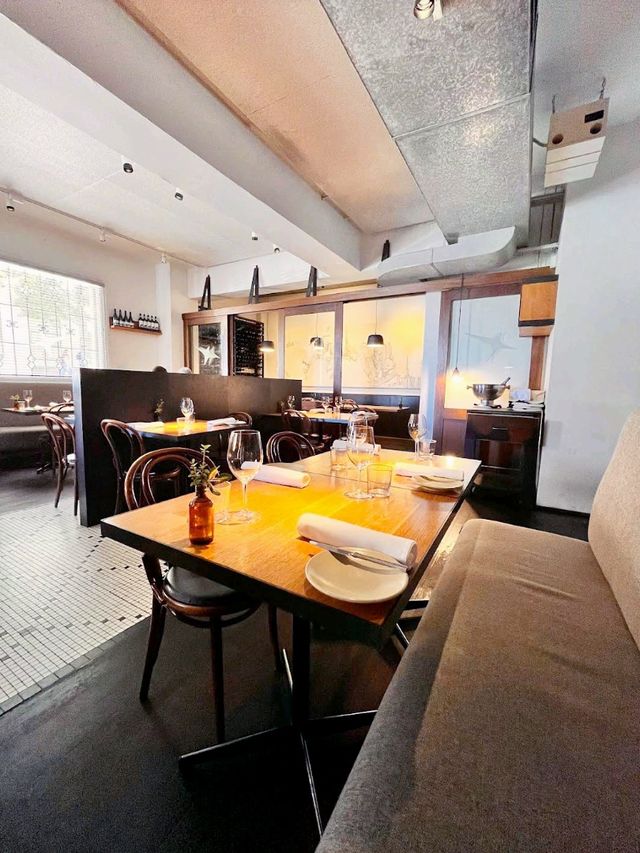 dining institution that blends old-school elegance with contemporary flair