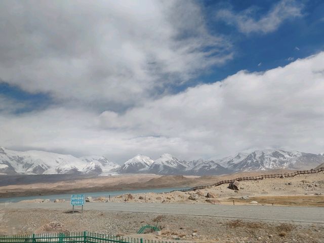 Father of Ice Mountains — Muztagh Ata