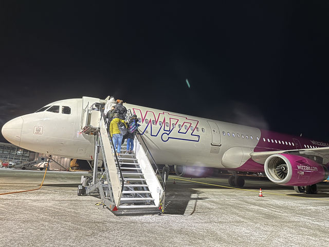 雪山下最夢幻城市🌃