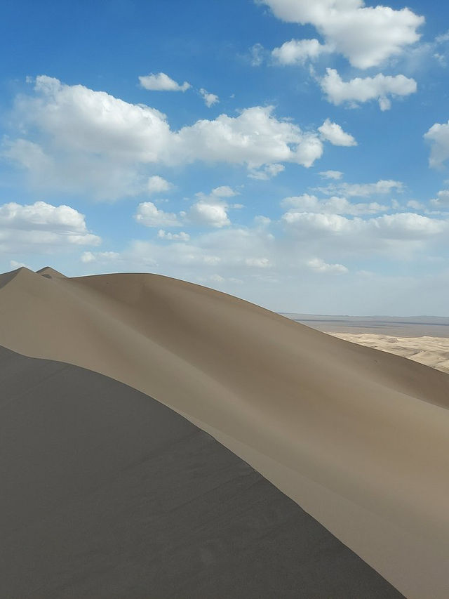 Khongoryn Els - Stunning and Unforgettable