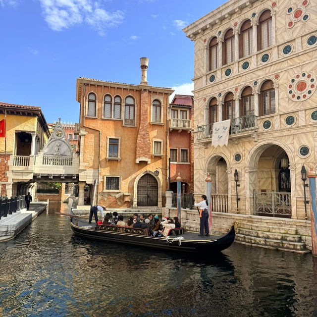 พาล่องเรือ ภายในสวนสนุก Tokyo Disney sea พาล่องเรือ ภายในสวนสนุก Tokyo Disney sea