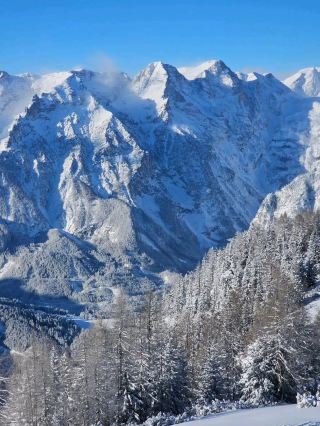 冠軍雪道競速：我在欣特斯托德的一天