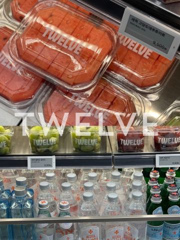 おしゃれすぎる！ファッション誌のような食品館 【TWELVE 】 | Trip