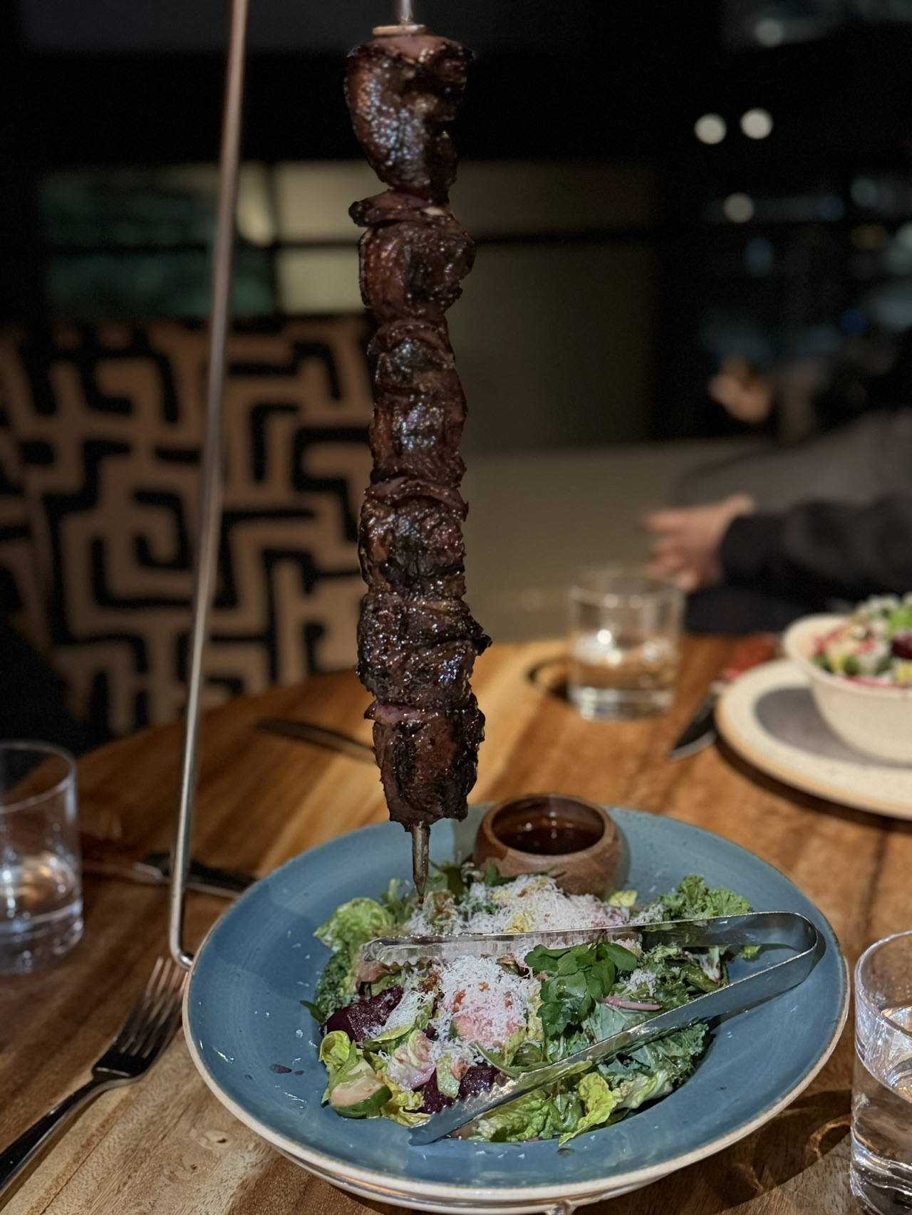 Where to go for popular steak and kangaroo meat in Melbourne?