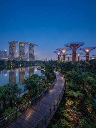 🏙️🇸🇬 Marina Bay — A one-day walking tour of Singapore's landmarks.