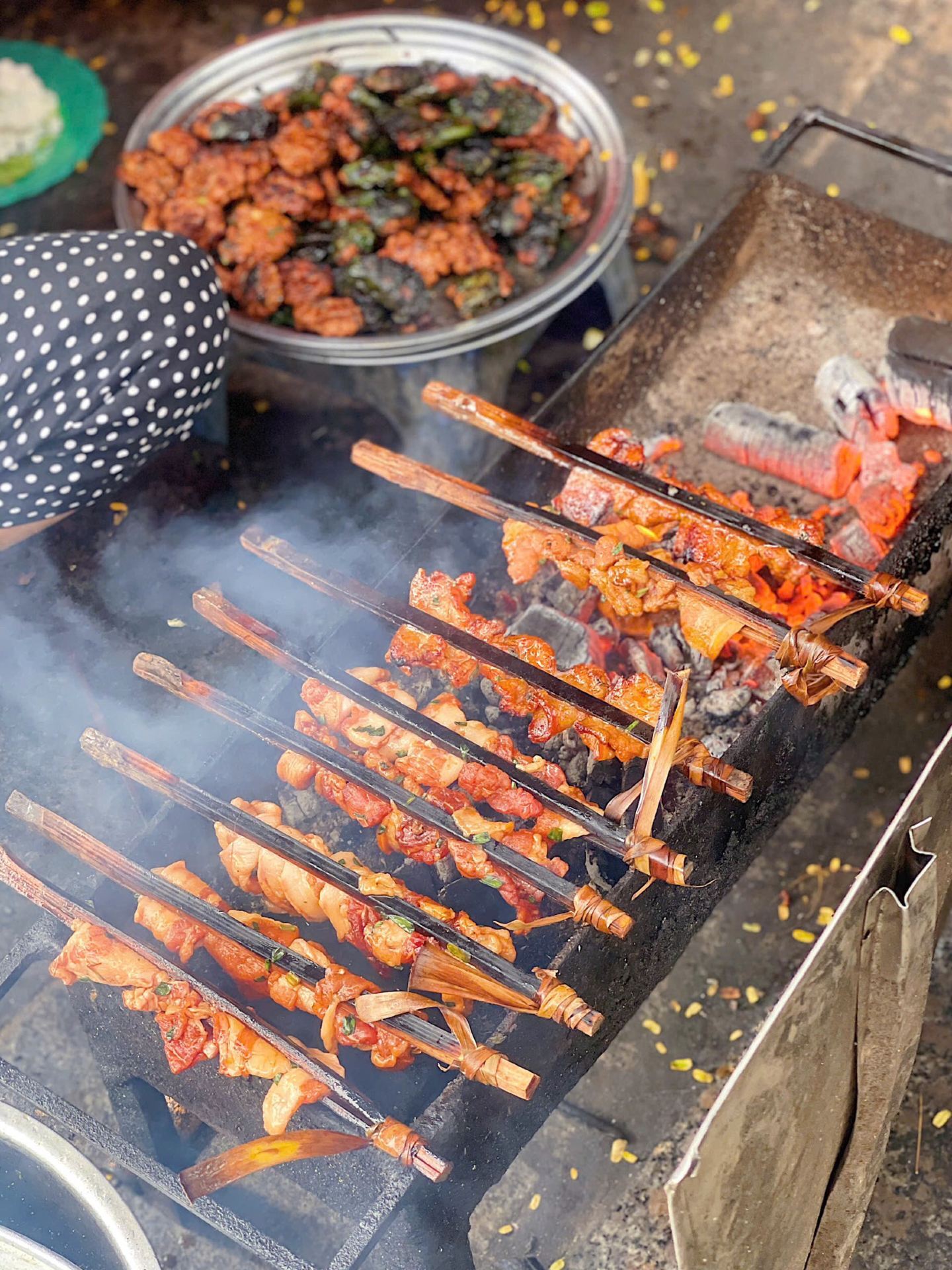 Tempat Bun Cha Tersembunyi di Kawasan Kota Tua Hanoi