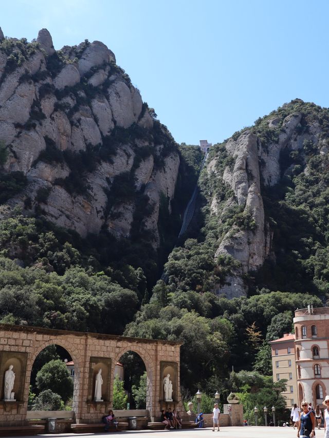 [스페인/바르셀로나]🇪🇸 가우디가 영감을 받은 그곳! 몬세라트🪨