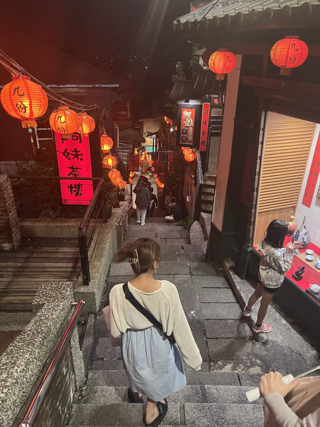 九份老街&十分瀑布汽機車停車場