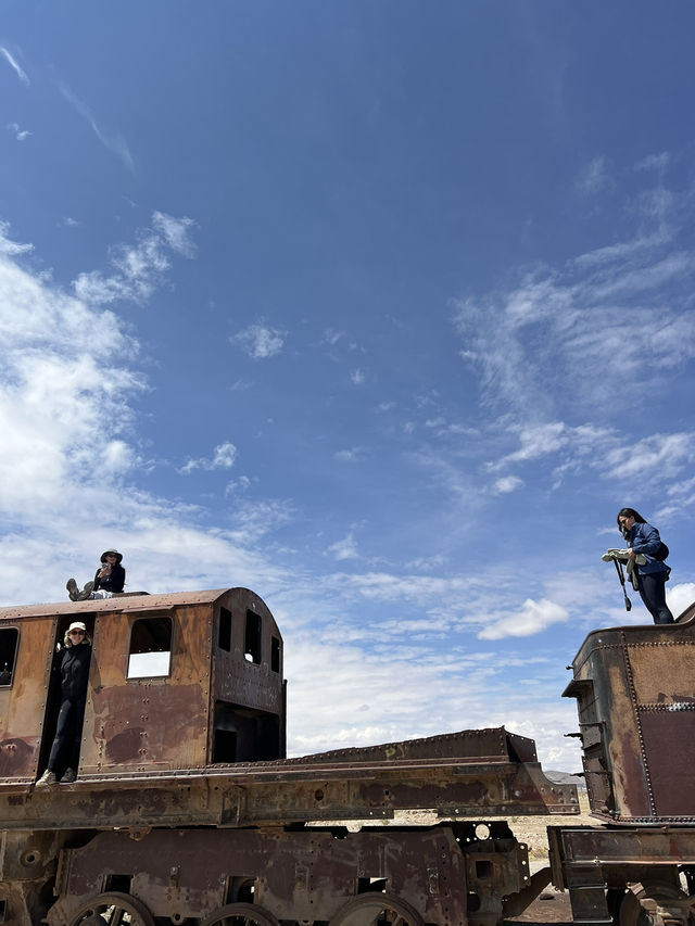 Tips for Train Cemetery in Uyuni, Bolivia 🇧🇴