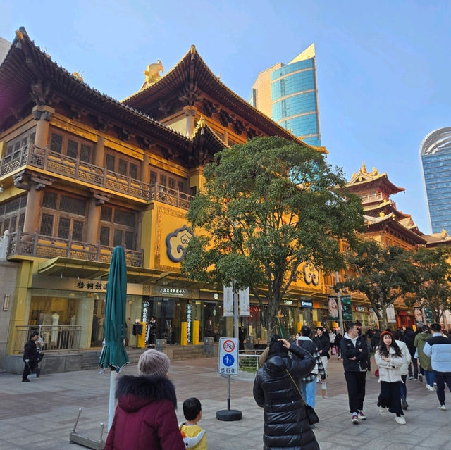 Temple trapped inside Skyscrapers