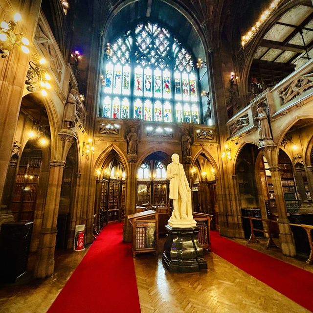 A late-Victorian neo-Gothic library