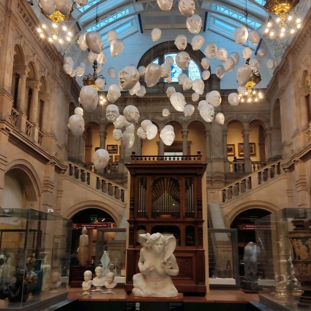 Kelvingrove museum Glasgow 