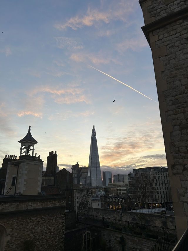 🏰 A Walk Through London’s History: Tower Bridge & Tower of London