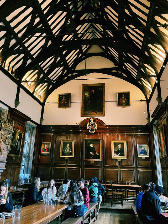 🌿 Lincoln & St John’s College: Two Oxford Gems Worth Exploring! 🌿